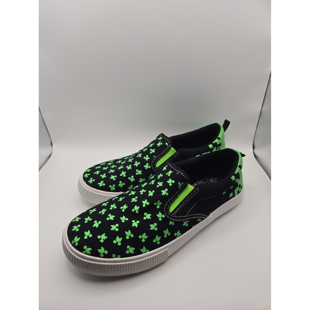 Minecraft Boys Canvas Slip-on Sneakers, Black/Green Size 5